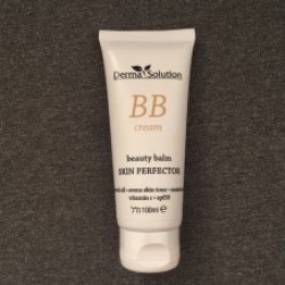 Солнцезащитный ББ крем с легким тоном BB cream SPF 50 